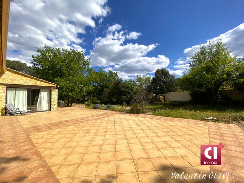 Maison - 185 m² - 7 pièces