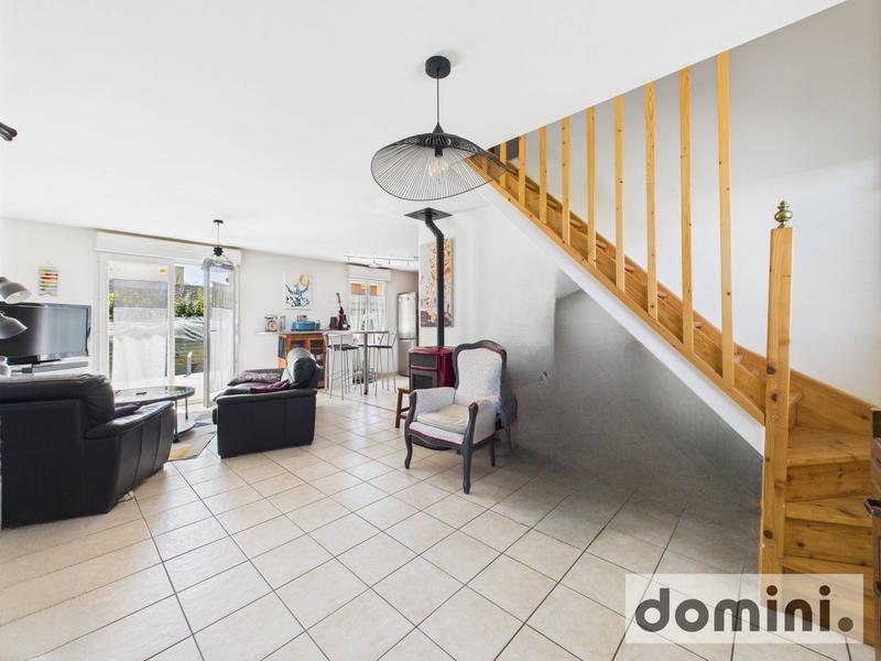 Maison - 96 m² - 5 pièces