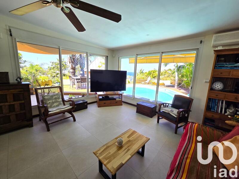 Maison - 161 m² - 4 pièces