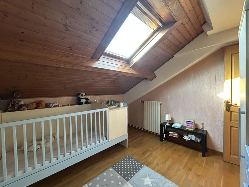 Maison jumelée - 115 m² - 6 pièces
