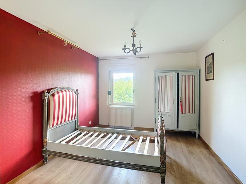 Maison - 293 m² - 11 pièces