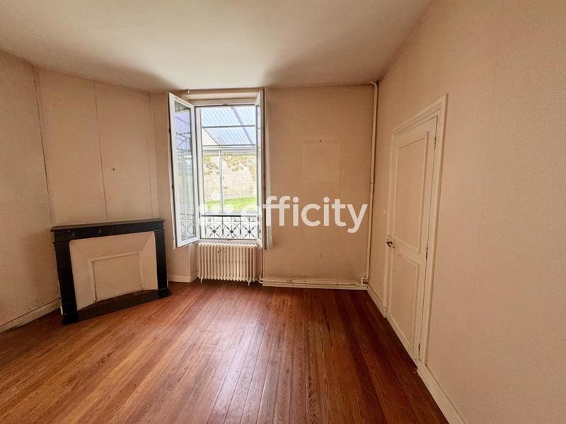 Maison - 102 m² - 6 pièces