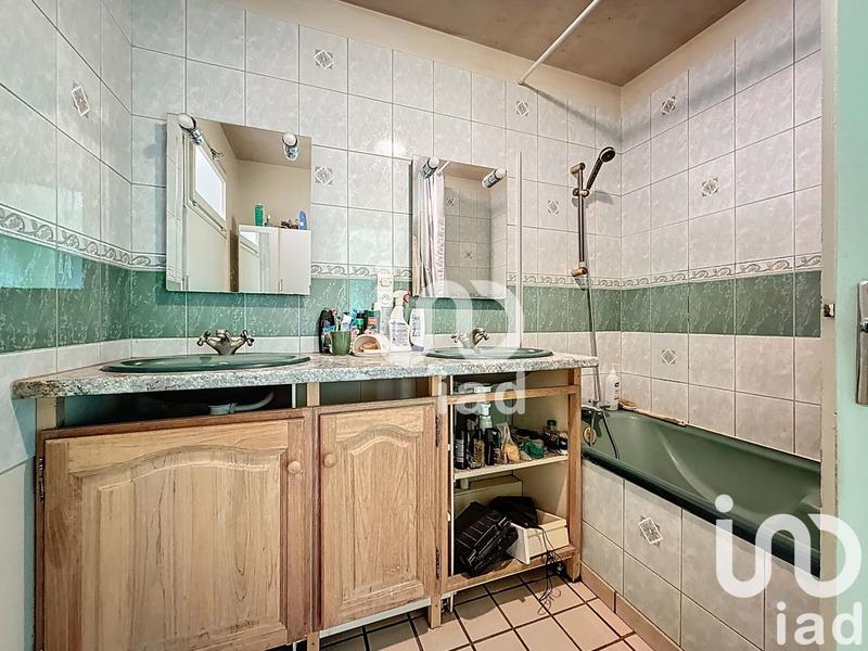 Maison - 92 m² - 5 pièces