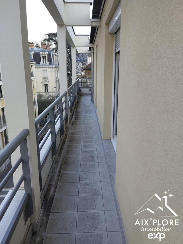 Appartement - 83 m² - 4 pièces