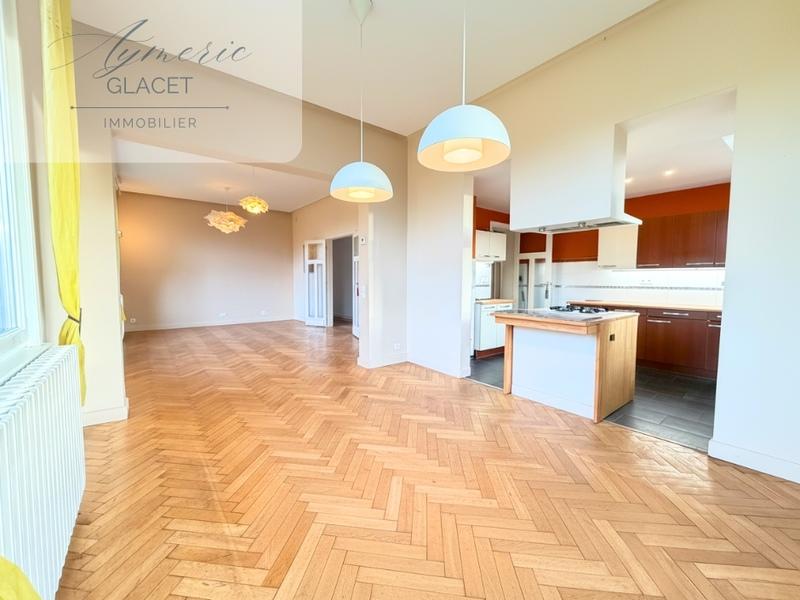 Maison - 158 m² - 7 pièces