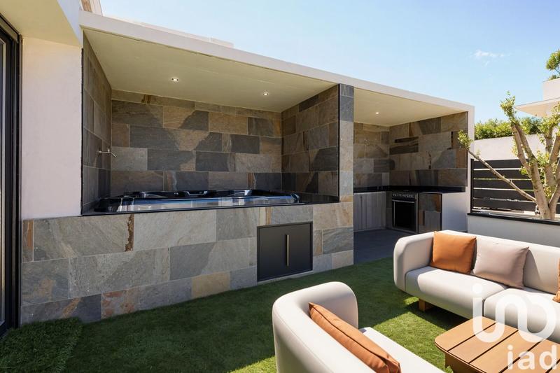 Maison - 155 m² - 6 pièces