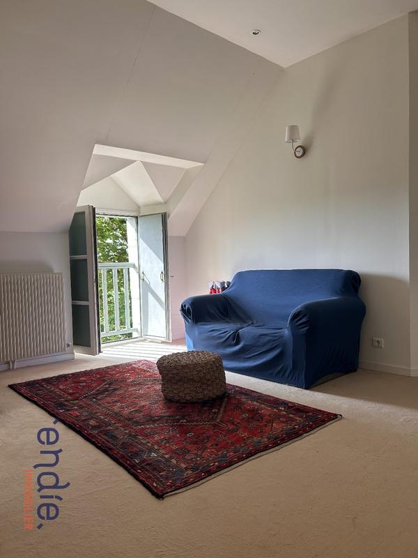 Maison - 190 m² - 8 pièces