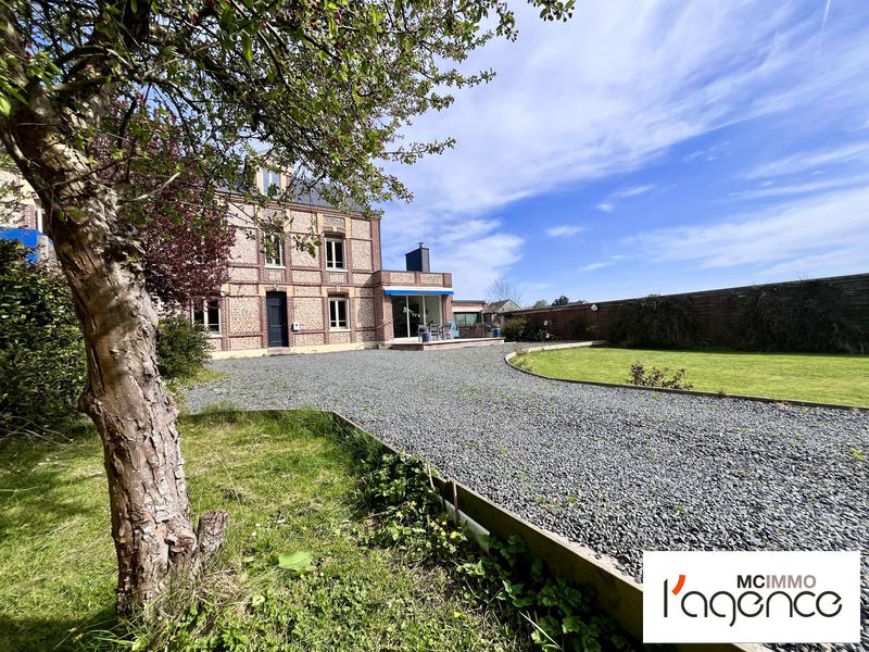 Maison - 167 m² - 8 pièces