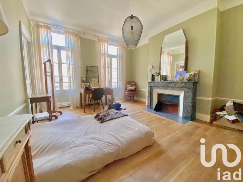 Maison de ville - 265 m² - 8 pièces