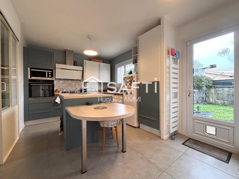 Maison - 105 m² - 4 pièces