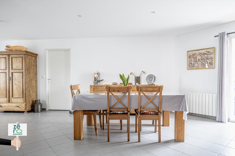 Maison - 97 m² - 5 pièces