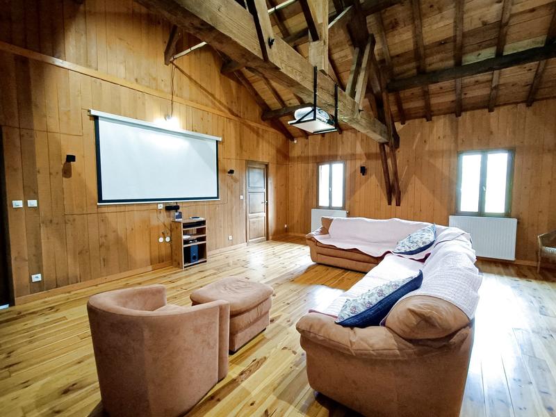 Maison - 575 m² - 16 pièces