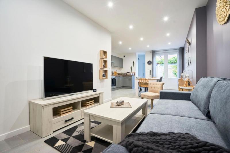 Maison - 111 m² - 6 pièces