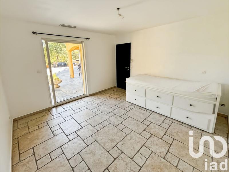 Maison - 227 m² - 7 pièces