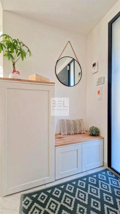 Maison - 205 m² - 7 pièces