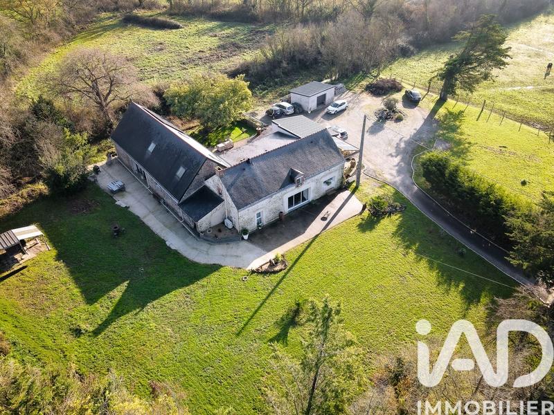 Maison - 333 m² - 7 pièces