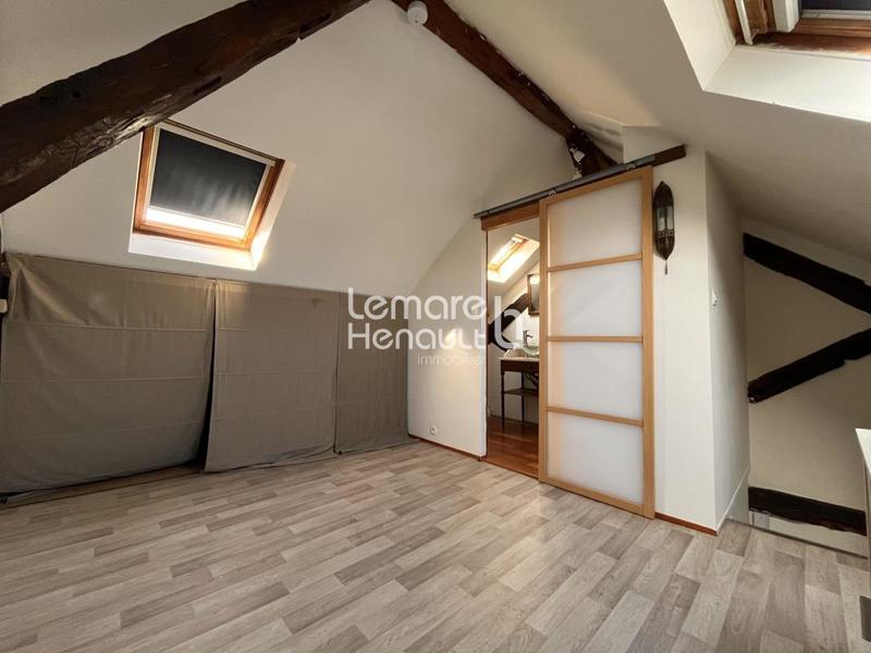 Studio - 37 m² - 2 pièces
