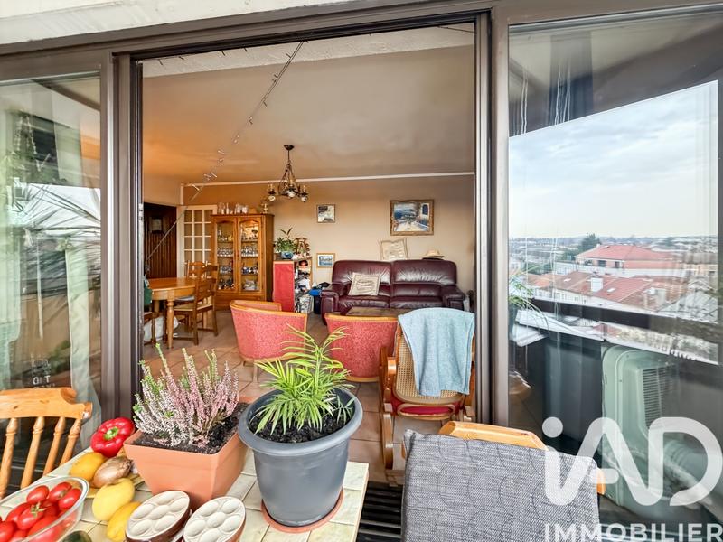 Appartement - 79 m² - 4 pièces