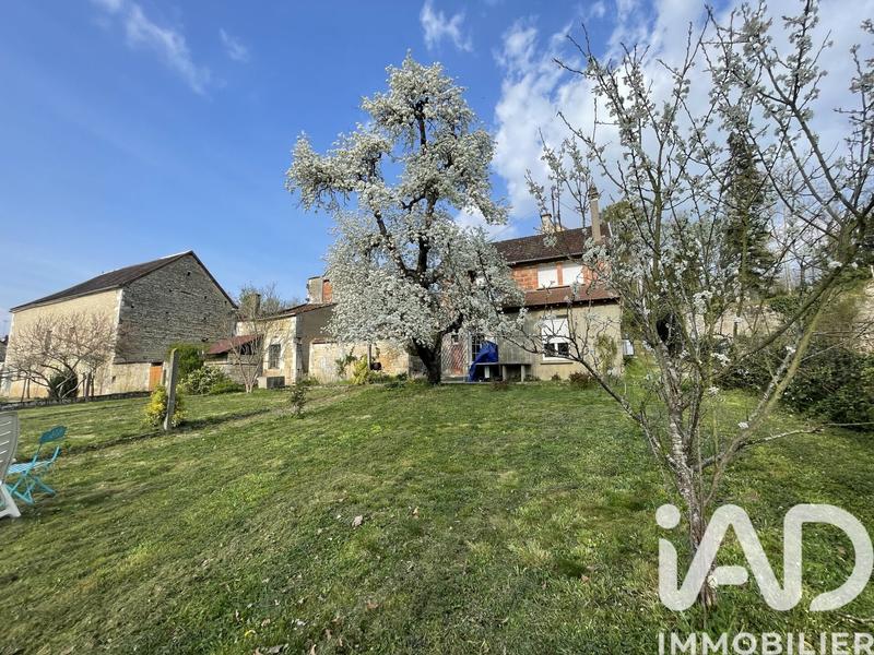 Maison de village - 114 m² - 4 pièces