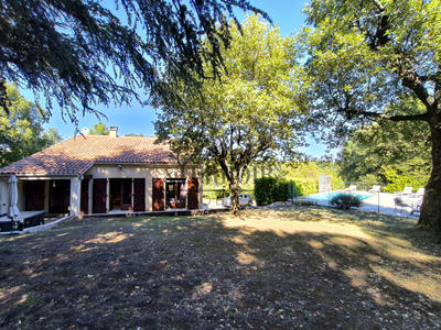 Villa - 80 m² - 4 pièces