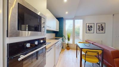 Appartement - 70 m² - 5 pièces