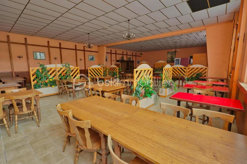 Local commercial - 490 m² - 13 pièces