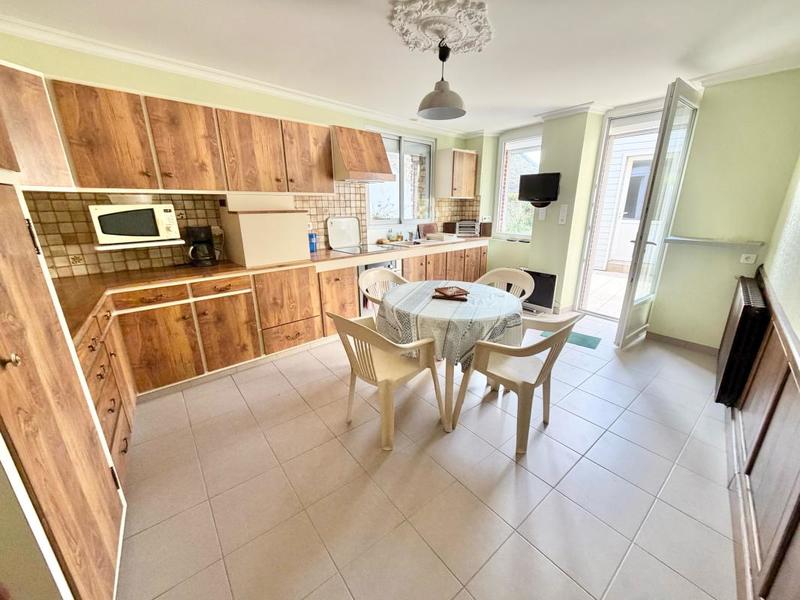 Maison - 185 m² - 6 pièces