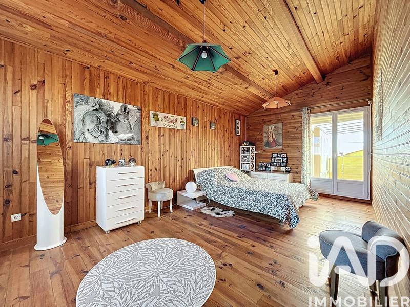 Maison - 174 m² - 10 pièces