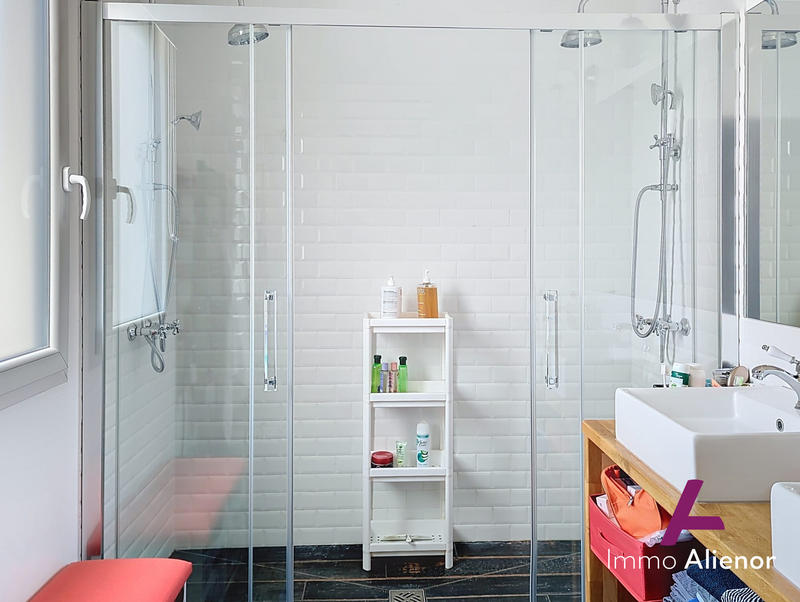 Maison - 147 m² - 5 pièces