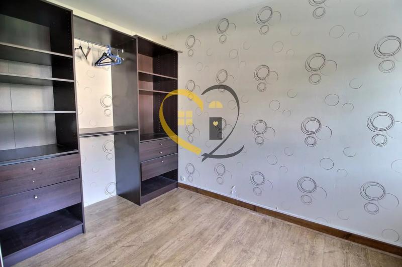 Maison - 177 m² - 6 pièces