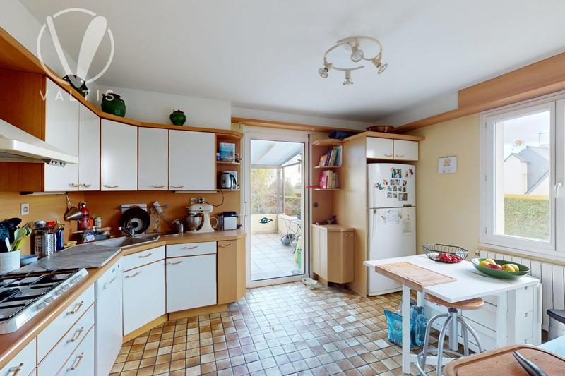 Maison - 196 m² - 8 pièces