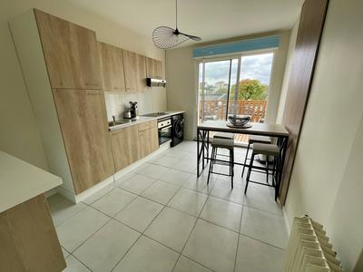 Appartement - 113 m² - 4 pièces