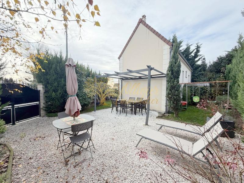 Pavillon - 115 m² - 4 pièces