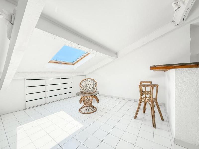 Appartement - 70 m² - 2 pièces