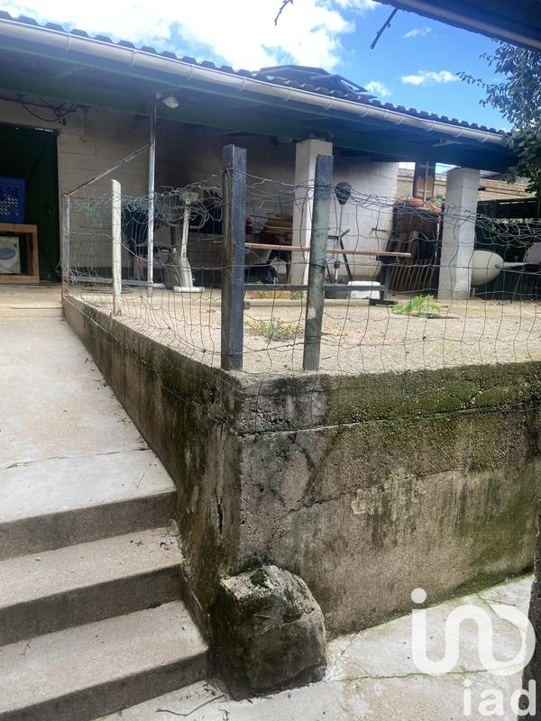 Maison - 300 m² - 15 pièces