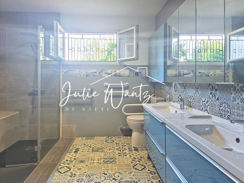 Maison - 133 m² - 5 pièces