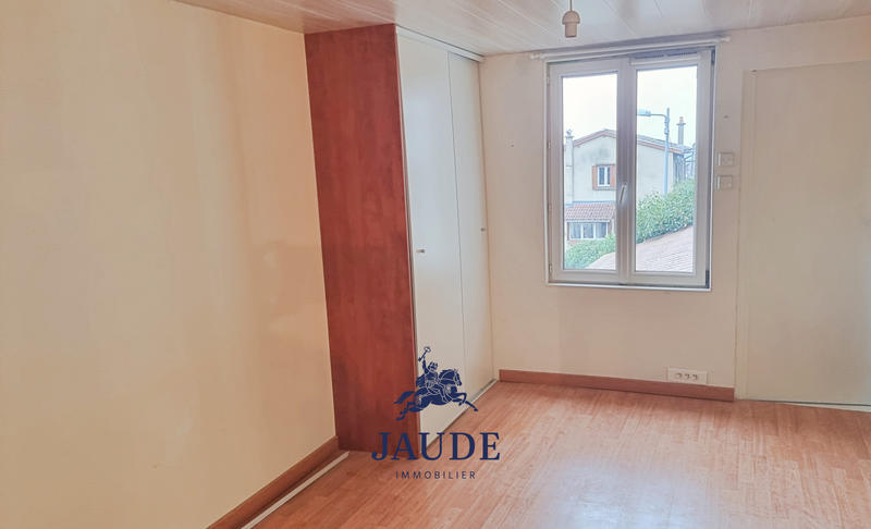 Maison - 80 m² - 5 pièces