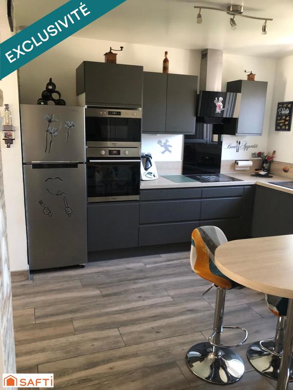 Maison - 102 m² - 4 pièces