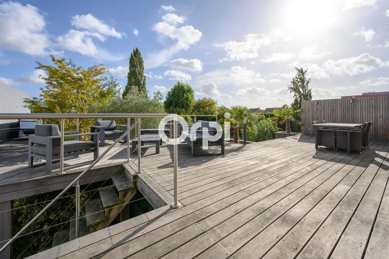 Maison - 158 m² - 6 pièces