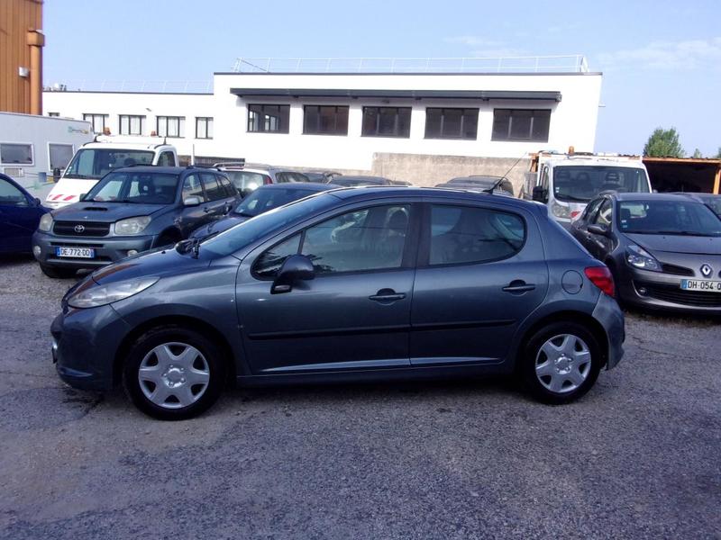 Peugeot 207 1,4 Hdi 70cv Premium Blue Lion