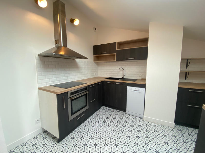 Appartement - 75 m² - 3 pièces