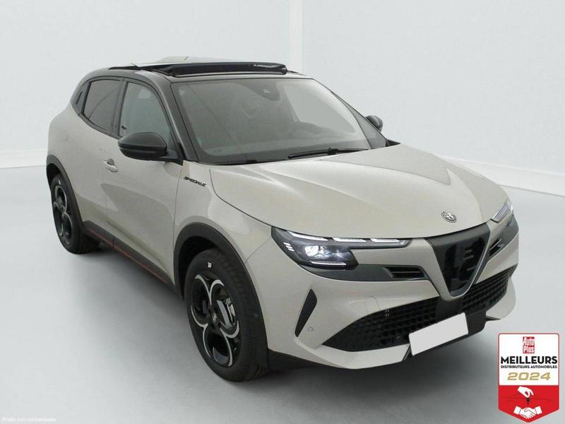 Alfa Romeo Junior 1.2 Ibrida 145 ch eDCT6 Speciale