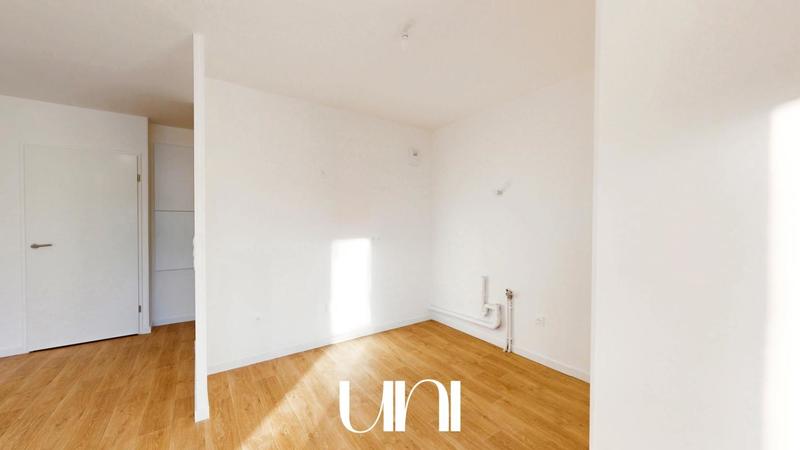 Appartement - 93 m² - 4 pièces