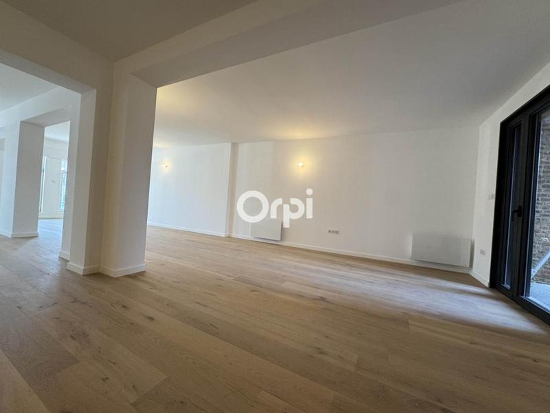 Loft - 118 m² - 3 pièces