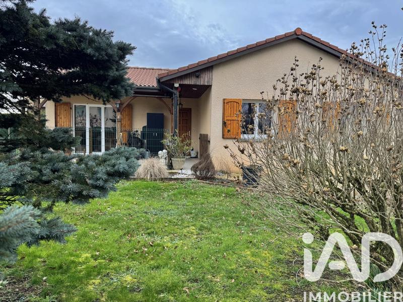 Maison - 90 m² - 4 pièces