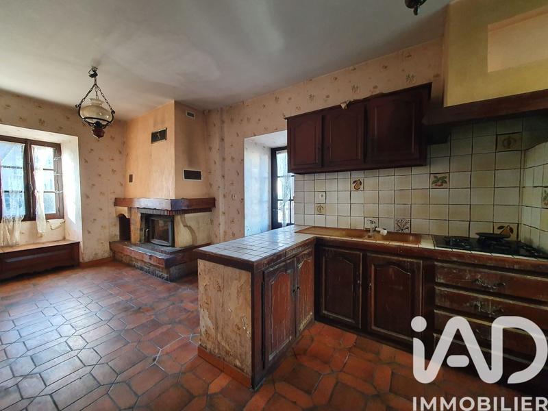 Maison - 172 m² - 9 pièces
