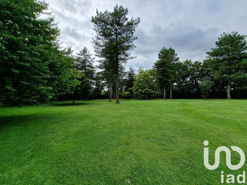 Maison - 360 m² - 10 pièces