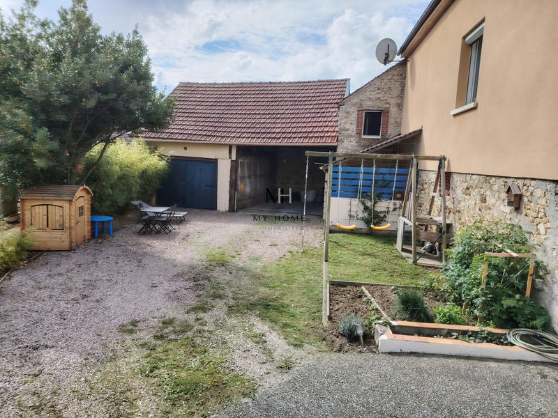 Maison - 107 m² - 4 pièces