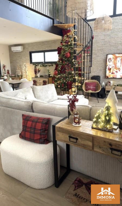 Maison contemporaine - 220 m² - 9 pièces