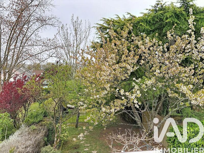 Maison - 171 m² - 9 pièces